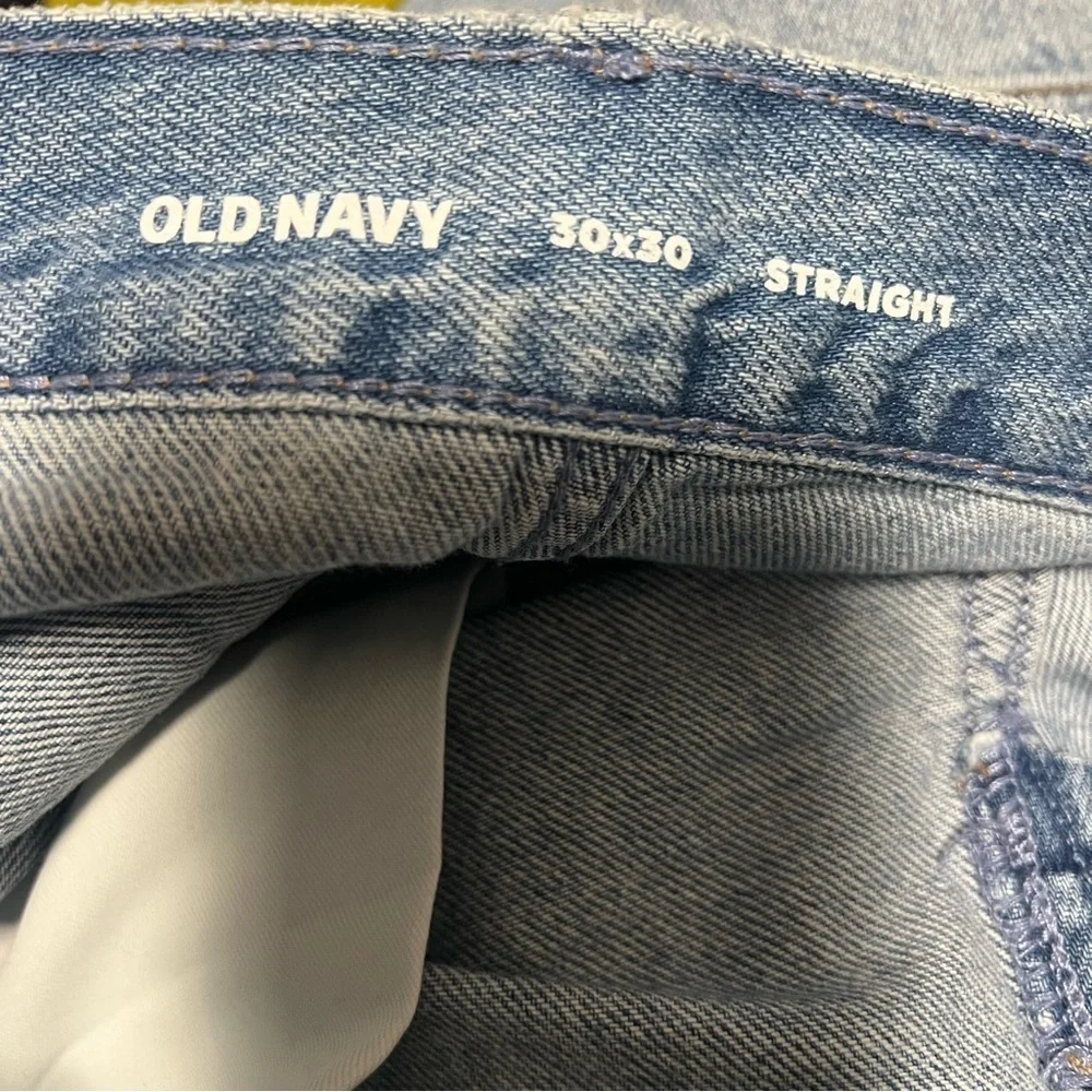 Old Navy questions leave